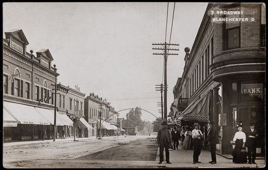 1912. South Broadway Looking South.
