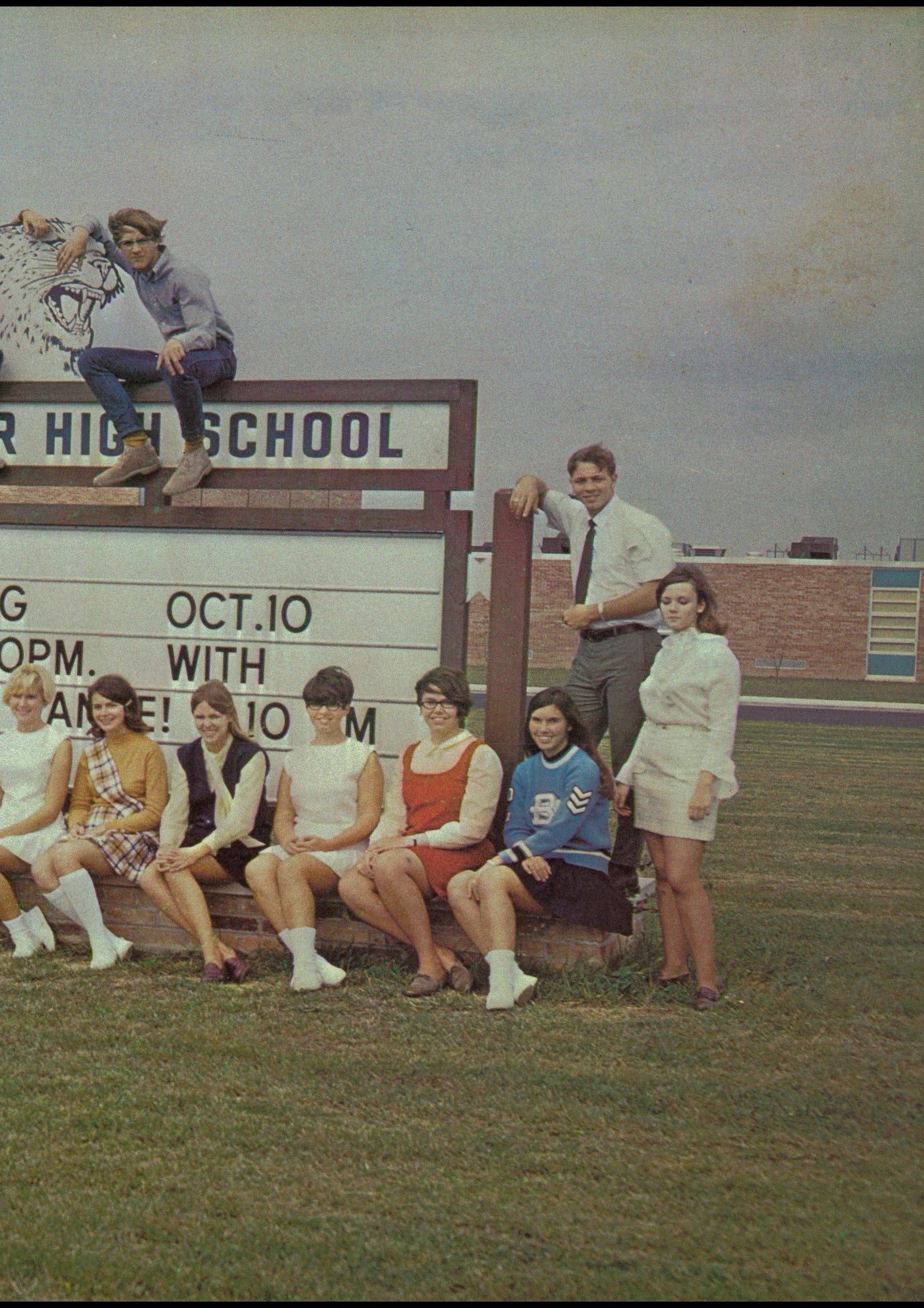 1970. Blanchester High School Yearbook.