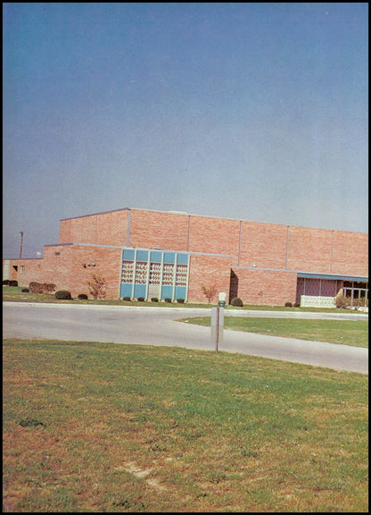 1971. Blanchester High School Yearbook.