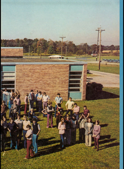 1974. Blanchester High School Yearbook.