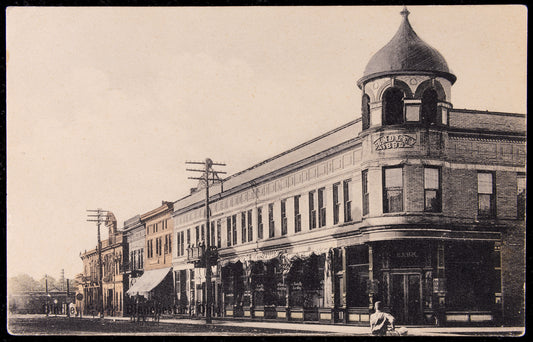 Circa 1910s. Bindley Block. Corner of Main and South Broadway.