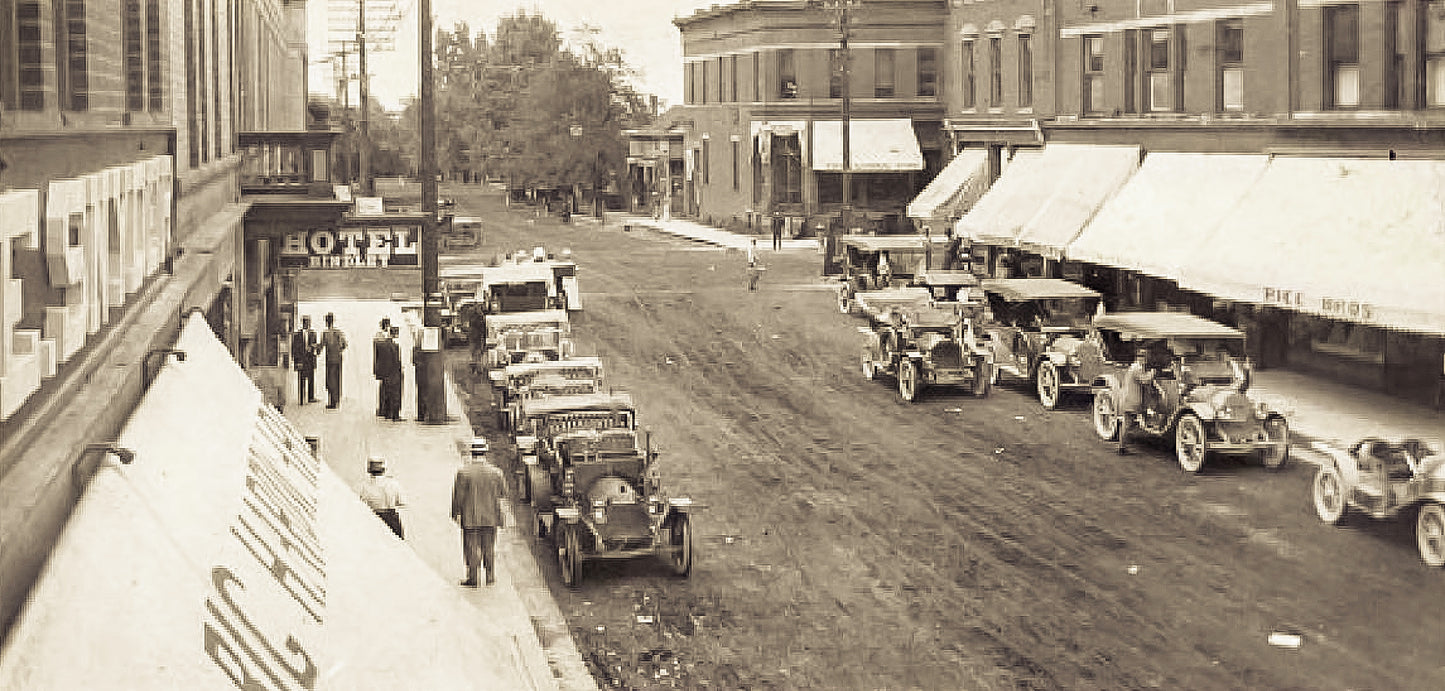 South Broadway looking North toward Main. Blanchester.