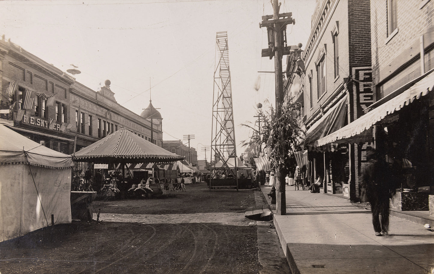 Circa 1910s. Blanchester Fall Festival. Daredevil Doherty.