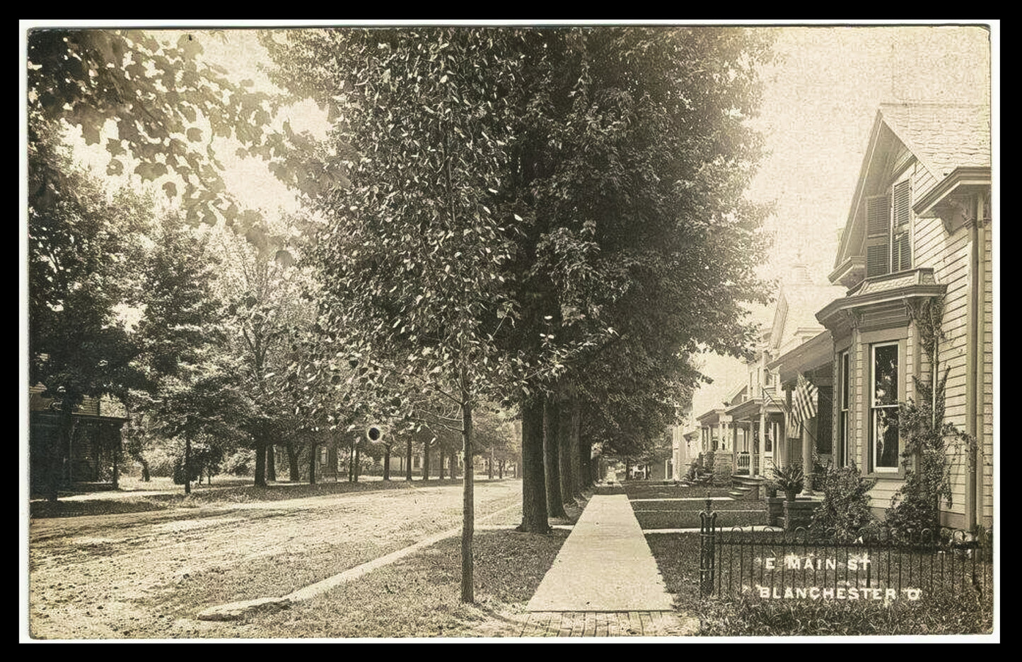 Street Scene From East Main Street. Blanchester.