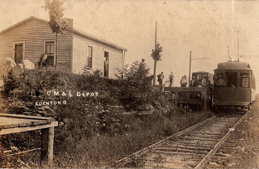 Circa 1910s. C.M. & L. Depot. Edenton.