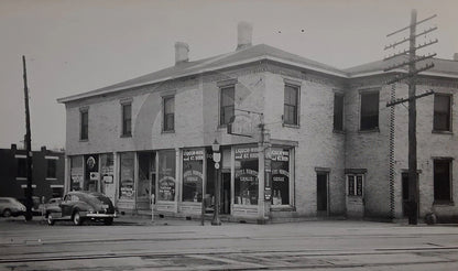 Pre-1912 - 1971. Hunter Building.
