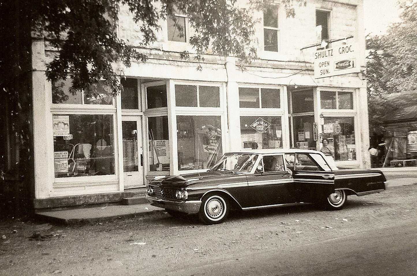 Circa 1963. Schultz Grocery. Westboro.